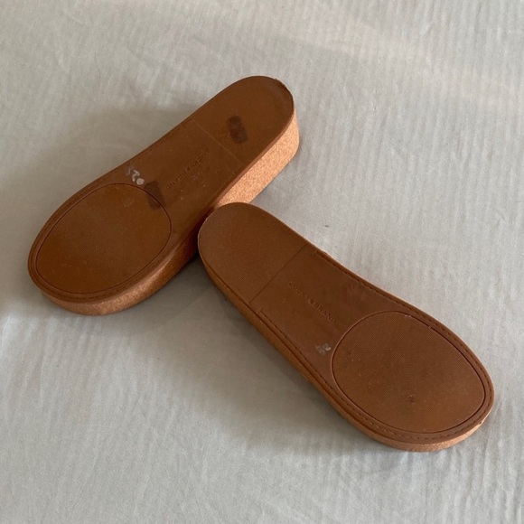 Lucky Brand Women's Coral Leather Platform Sandals sz.8 - Picture 4 of 7